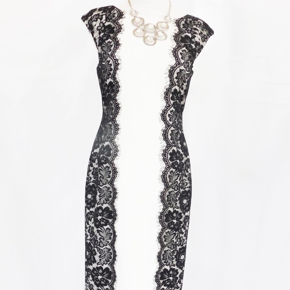 White House Black Market Sheath Dress -Scoop Neck -Sleeveless-Size 4